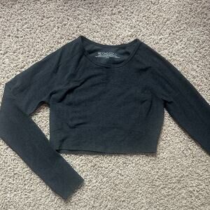 Anthropologie Beyond Yoga Dark Gray Spacedye Cropped long sleeve top, size Small